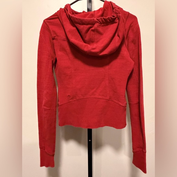 Vintage Lululemon Carry and Go Hoodie Deepest Cranberry size 4 - Picture 3 of 5
